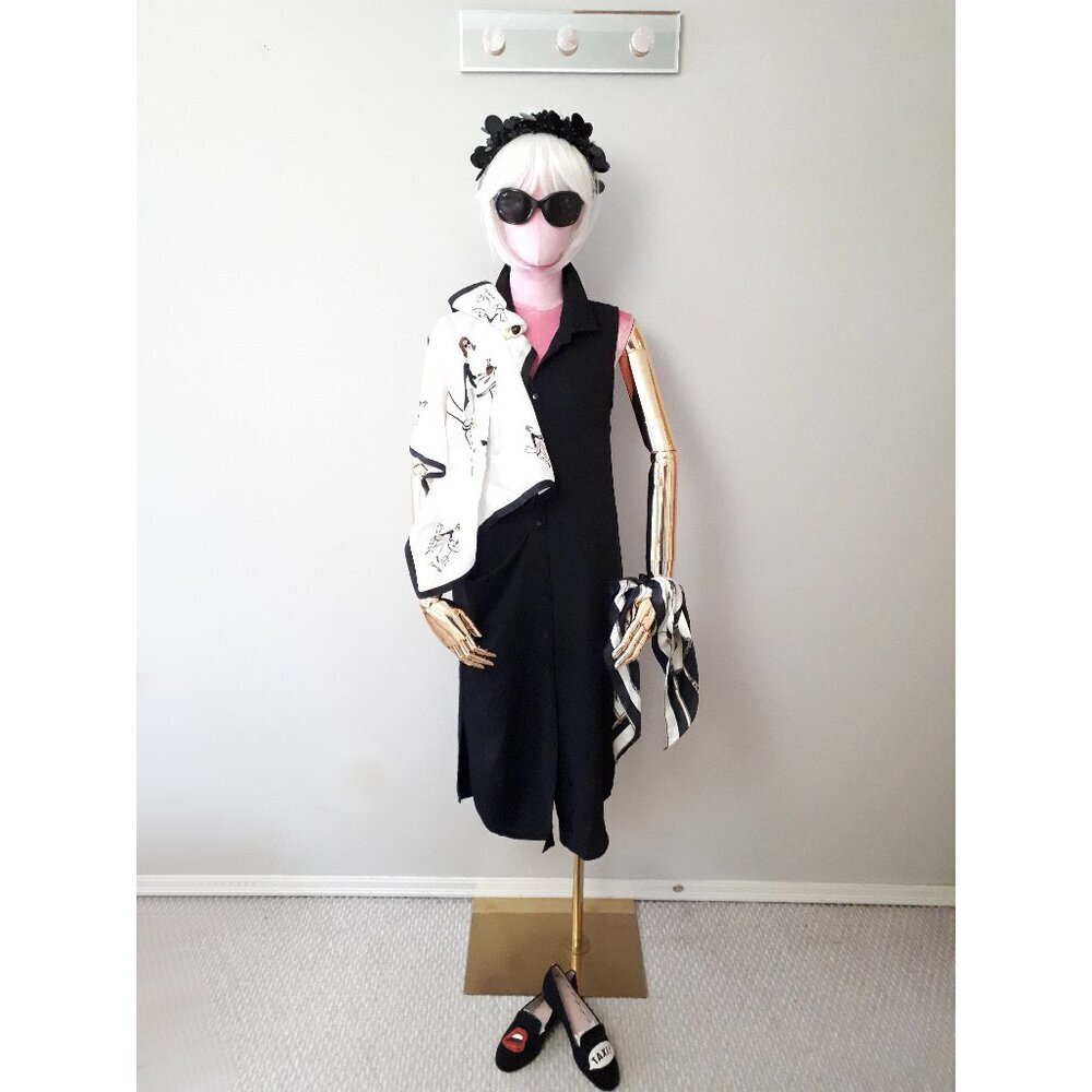 EUC Paraphrase black sheer longline button front blouse, 6